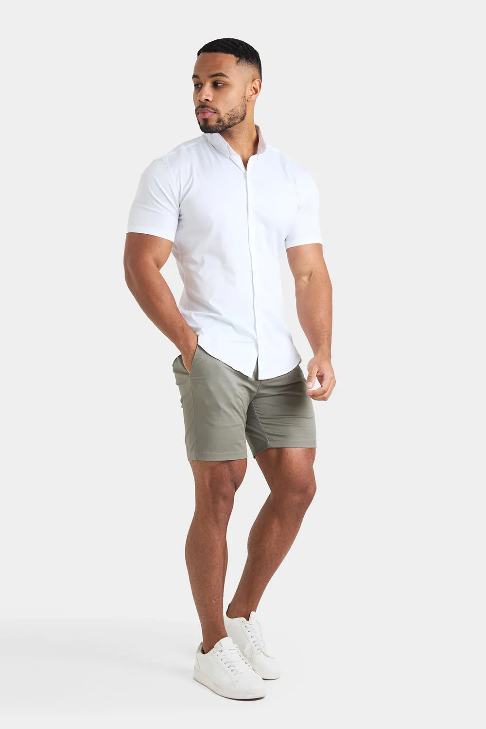 Athletic Fit Chino Shorts 7''  in Sage