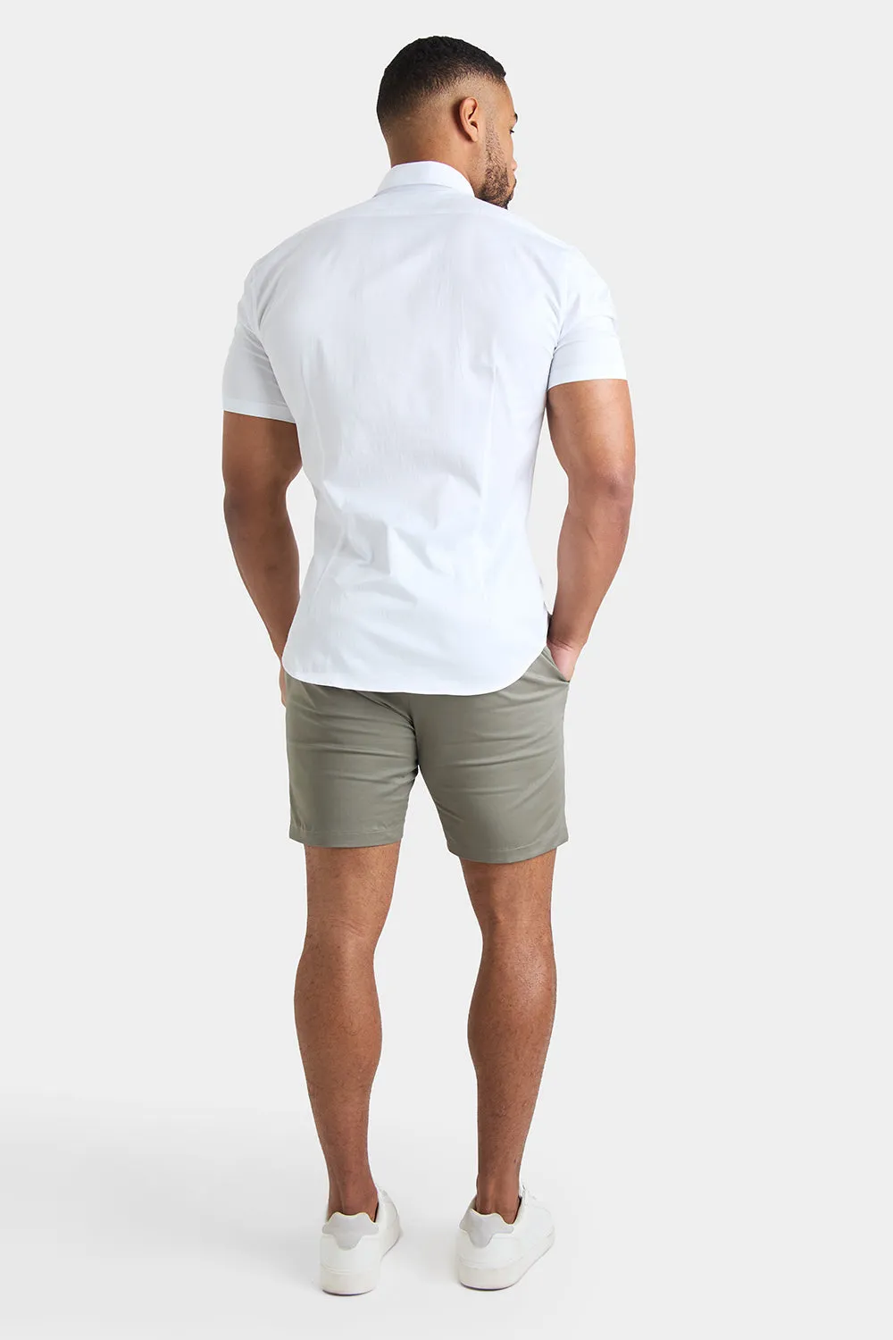 Athletic Fit Chino Shorts 7''  in Sage