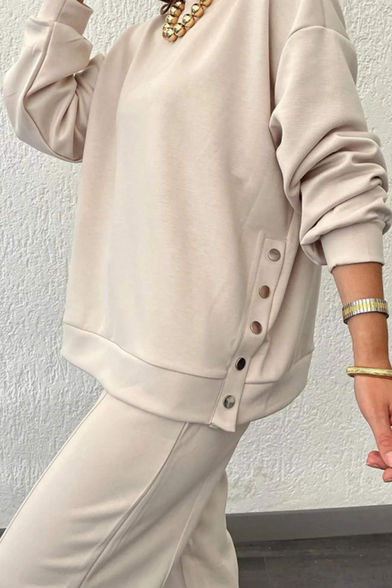 Button Slit Hem Sweatshirt Suits
