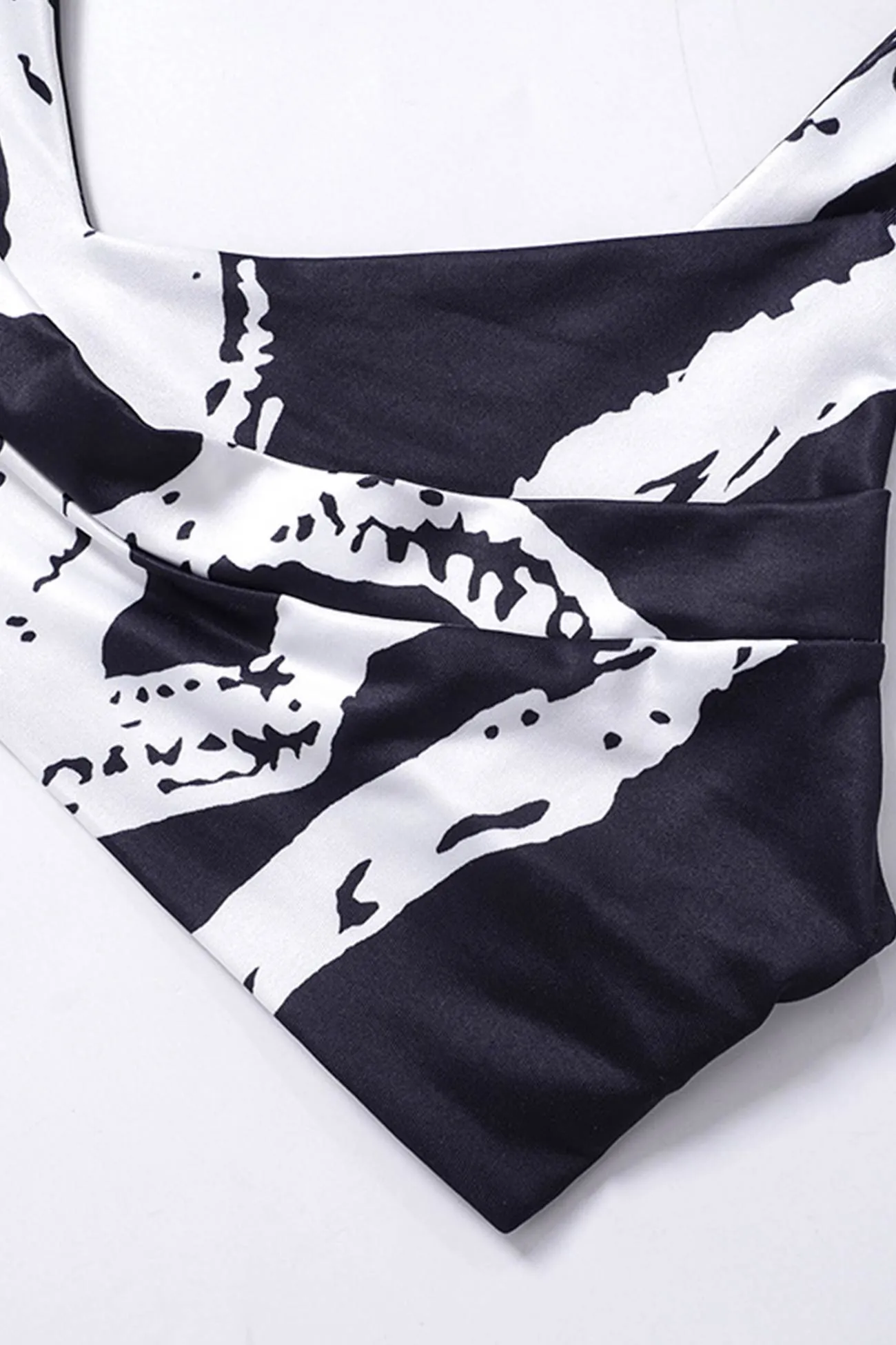 Graffiti Print Tie-straps Crop Top Drawstring Slit Skirt Suits