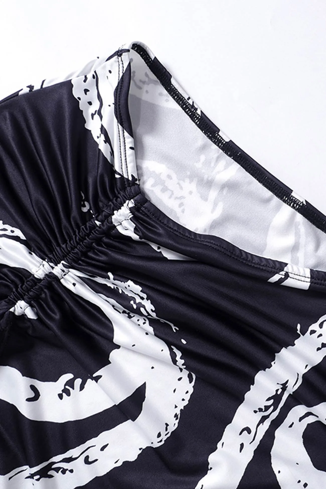 Graffiti Print Tie-straps Crop Top Drawstring Slit Skirt Suits