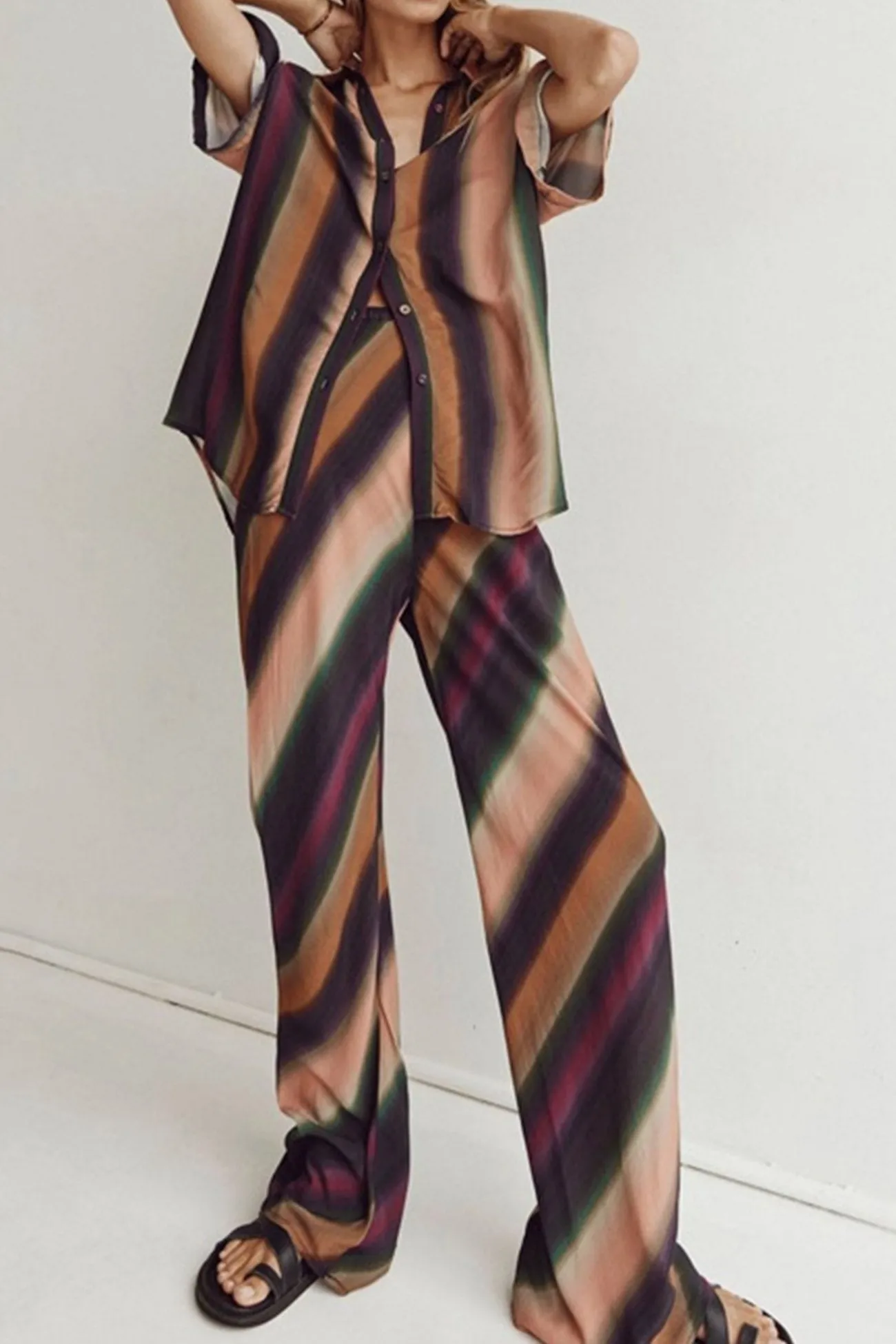 Half Sleeve Contrast Striped Shirt Suits